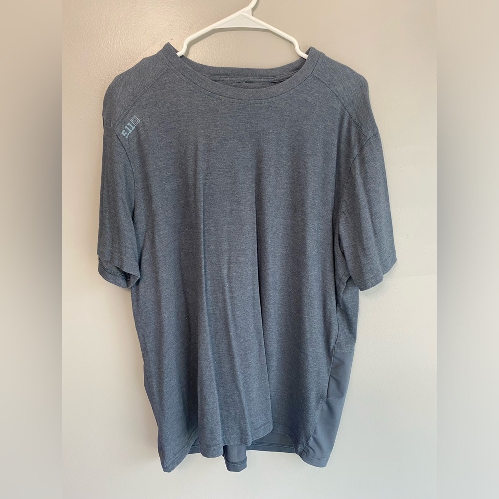 511 men’s blue-grey tshirt, size XL, NWOT.